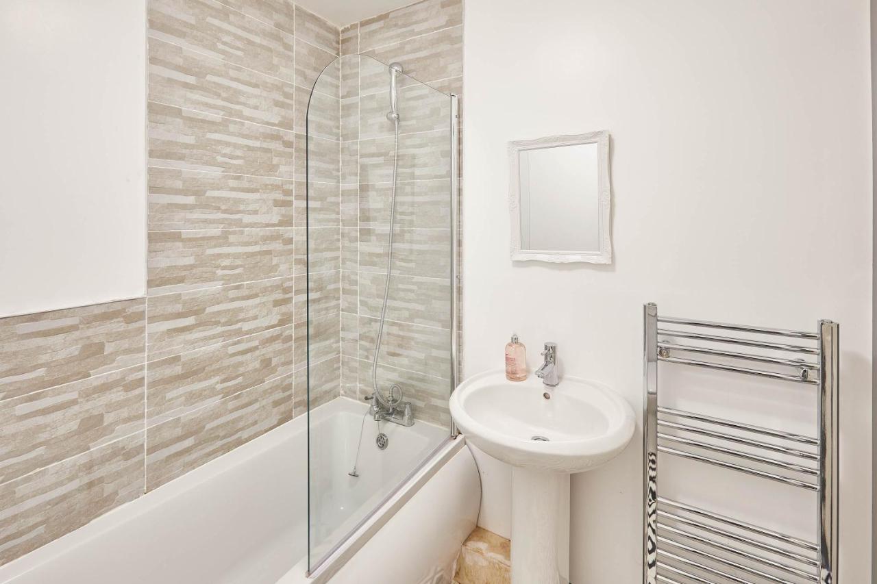 Host & Stay - Clarendon Apartments Redcar Extérieur photo